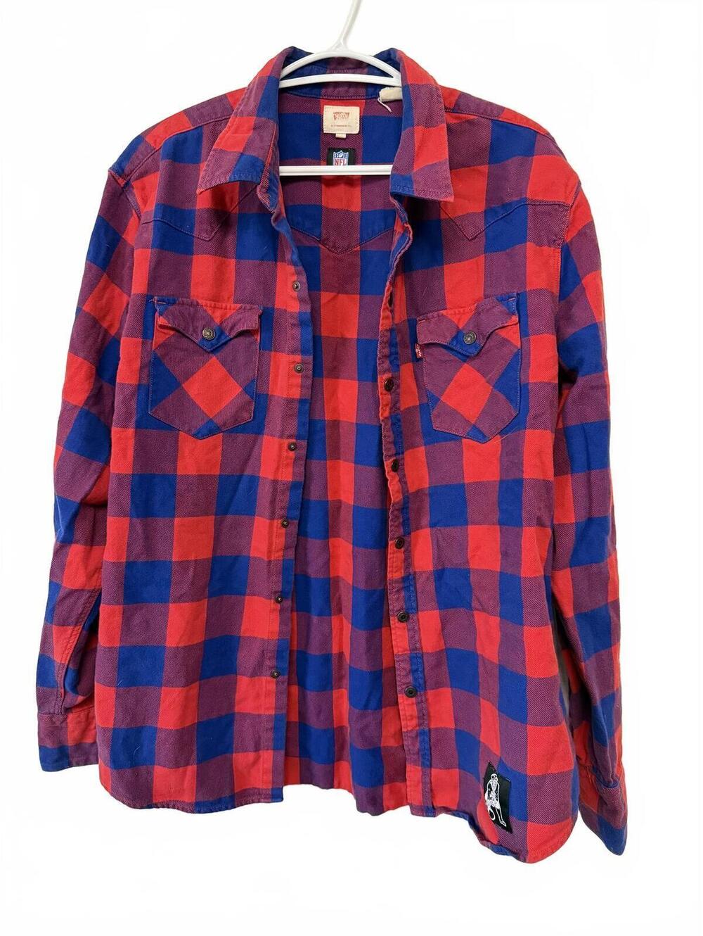 NFL Vintage Red and Blue Checkered Flannel Shirt with Patriots Logo size LARGE